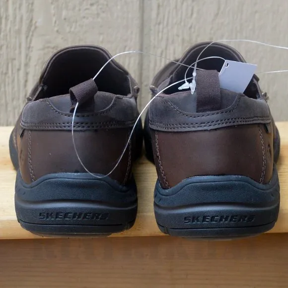 Men slip on Skechers shoes in DARK Brown - Picture 3 of 6
